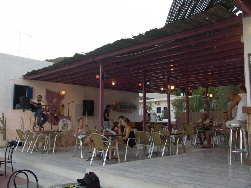 Purple Pig Stars Camping & Bungalows Mylopotas Luaran gambar
